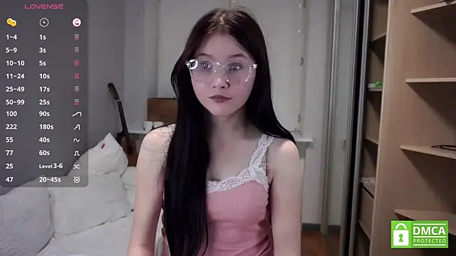 Snapshot of DelphaDivenere chatting on September 2025 05:09:01 PM DelphaDivenere online show from September 2025 05:09:01 PM