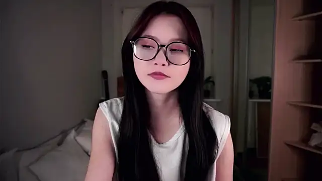 Snapshot of DelphaDivenere chatting on September 2025 06:07:02 PM DelphaDivenere online show from September 2025 06:07:02 PM
