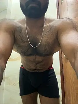 DJLOVE280825 online show from April 2026 09:50:01 PM