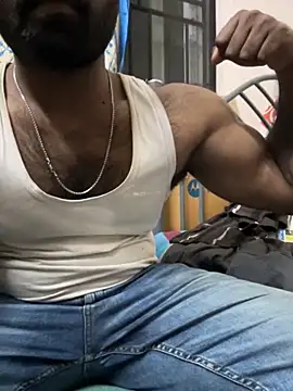 DJLOVE280825 online show from November 2025 11:48:02 PM