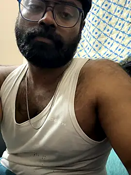 DJLOVE280825 online show from November 2025 11:30:01 PM