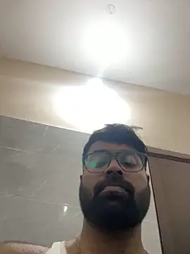 DJLOVE280825 online show from November 2025 01:09:01 AM