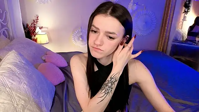 E l i z e  online show from January 2026 05:22:01 AM