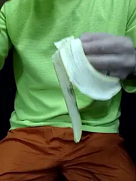 chocolate alone online show from January 2026 07:35:02 AM