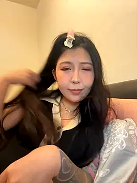 Snapshot of flower520hua chatting on October 2025 03:46:01 PM flower520hua online show from October 2025 03:46:01 PM