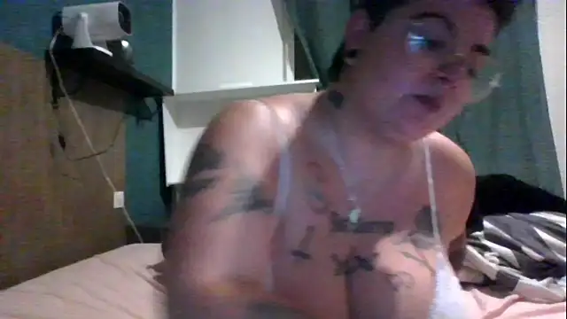 PirateXL online show from April 2026 11:42:02 PM