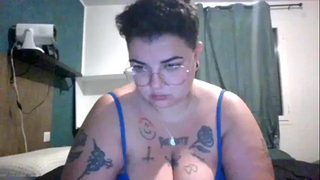 PirateXL online show from May 2026 11:24:01 PM