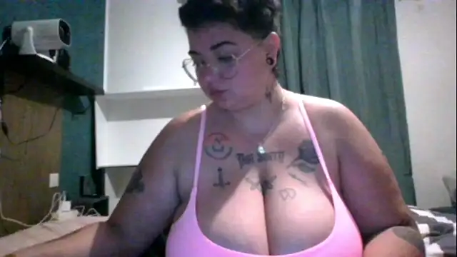 PirateXL online show from April 2026 11:40:02 PM