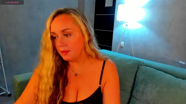 Sky Kuper online show from November 2025 12:38:01 AM