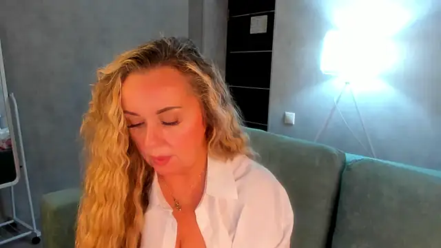 Sky Kuper online show from December 2025 11:04:01 PM