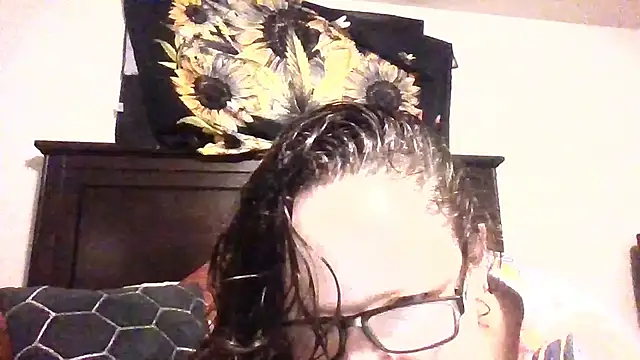 Snapshot of Rosalee2 chatting on October 2025 11:11:02 AM Rosalee2 online show from October 2025 11:11:02 AM