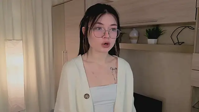 Susan Gardner online show from November 2025 06:13:01 AM