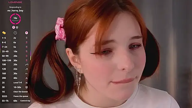 AnnieKim  online show from February 2026 04:05:02 PM