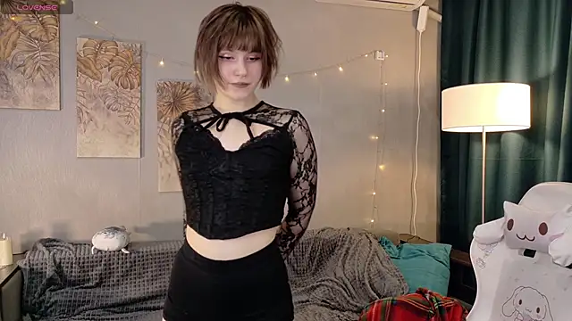 KikiMoor online show from February 2026 10:04:02 AM