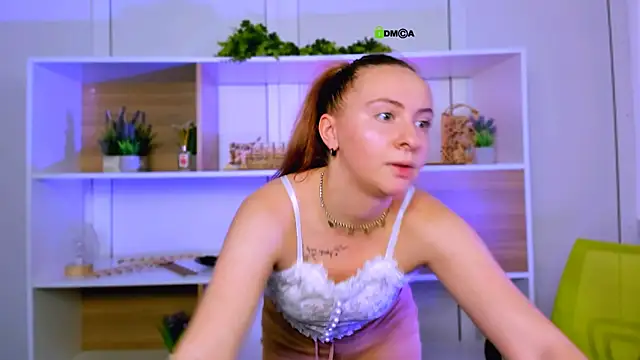 mila glow1 online show from September 2025 04:28:02 PM