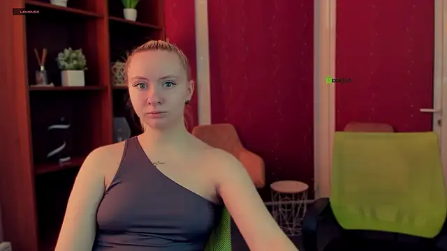 mila glow1 online show from February 2026 12:32:01 PM