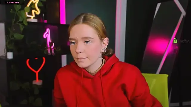 mila glow1 online show from April 2026 06:48:02 PM