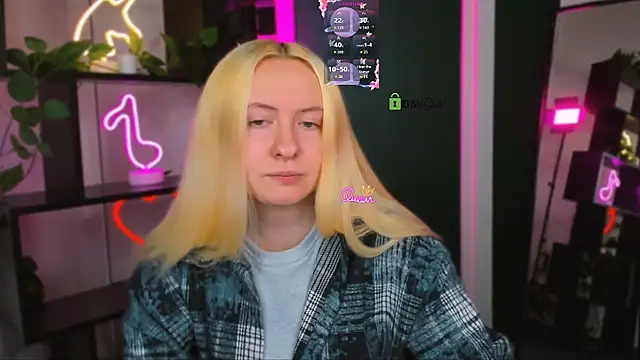 mila glow1 online show from April 2026 06:38:01 PM