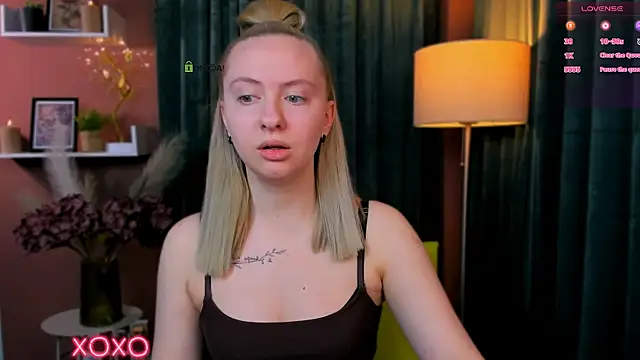 mila glow1 online show from April 2026 06:46:01 PM