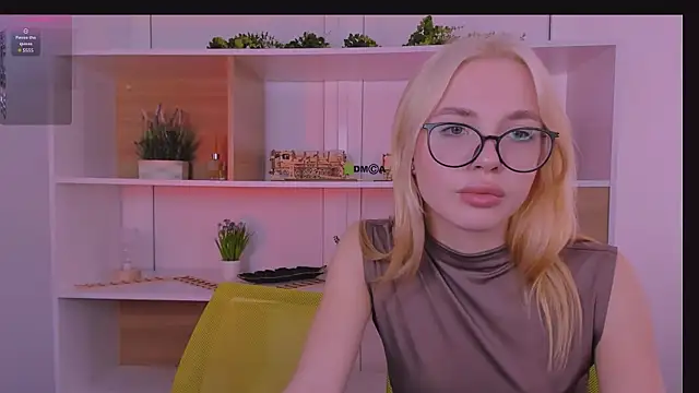 mila glow1 online show from October 2025 09:06:02 AM