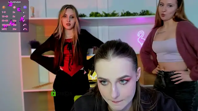 mila glow1 online show from November 2025 12:53:02 PM