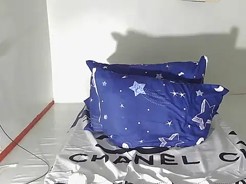 angelcum000 online show from October 2025 10:36:02 AM