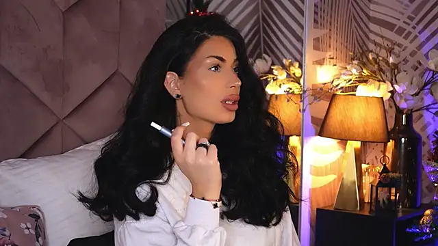 EvaRhea online show from December 2025 03:55:01 AM