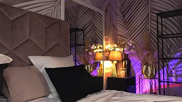 EvaRhea online show from April 2026 02:57:02 AM