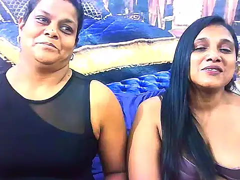 Snapshot of IndianSexyLady4u chatting on October 2025 06:56:02 AM IndianSexyLady4u online show from October 2025 06:56:02 AM