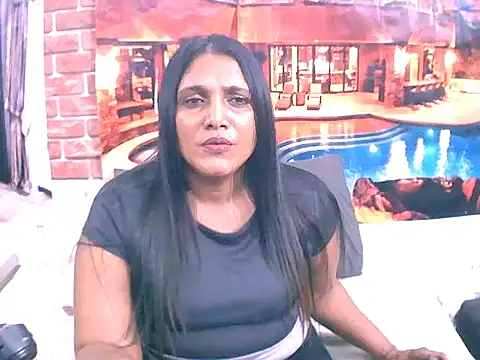 Snapshot of IndianSexyLady4u chatting on November 2025 03:23:02 AM IndianSexyLady4u online show from November 2025 03:23:02 AM