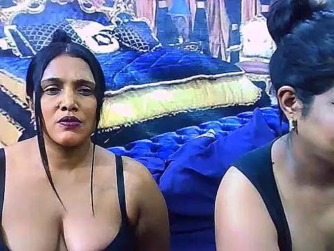 Snapshot of IndianSexyLady4u chatting on December 2025 09:05:01 PM IndianSexyLady4u online show from December 2025 09:05:01 PM