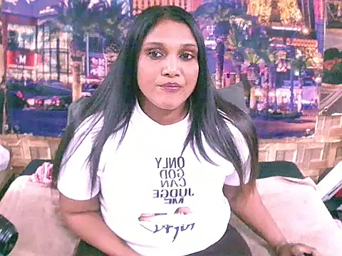 Snapshot of IndianSexyLady4u chatting on October 2025 03:21:02 PM IndianSexyLady4u online show from October 2025 03:21:02 PM