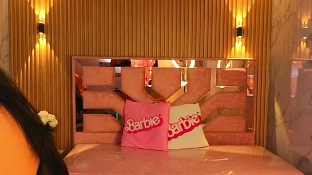 Snapshot of m_eris_s chatting on October 2025 01:52:01 PM m eris s online show from October 2025 01:52:01 PM