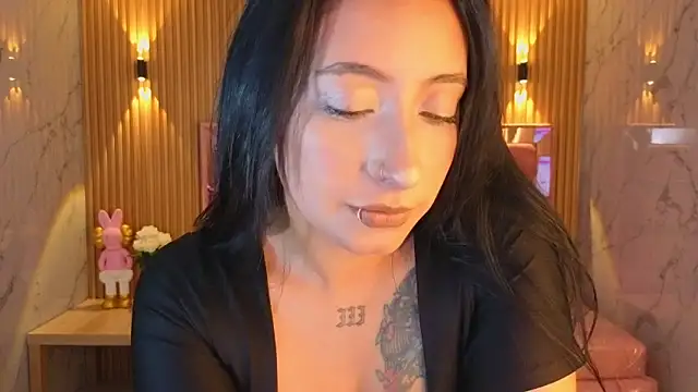 Snapshot of m_eris_s chatting on November 2025 01:39:02 PM m eris s online show from November 2025 01:39:02 PM