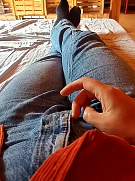 Horny mummy online show from May 2026 02:10:01 PM