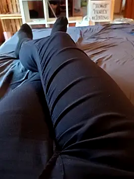 Snapshot of Horny_mummy chatting on November 2025 01:11:01 PM Horny mummy online show from November 2025 01:11:01 PM