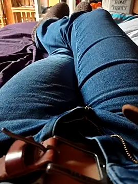 Horny mummy online show from January 2026 12:31:02 PM