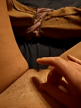 Snapshot of Horny_mummy chatting on November 2025 06:25:01 PM Horny mummy online show from November 2025 06:25:01 PM