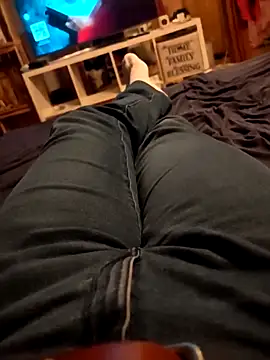 Snapshot of Horny_mummy chatting on December 2025 03:55:01 PM Horny mummy online show from December 2025 03:55:01 PM