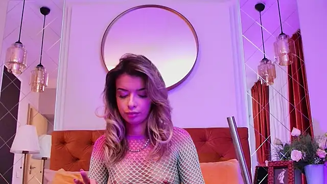 LollyShine online show from November 2025 07:58:02 PM