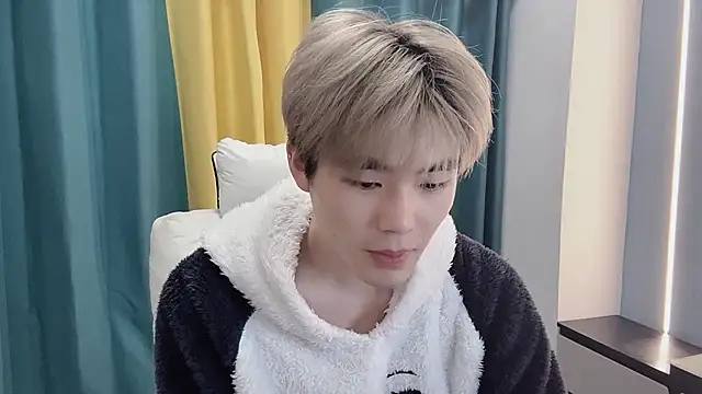 xiaoyang5200 online show from March 2026 02:46:02 PM