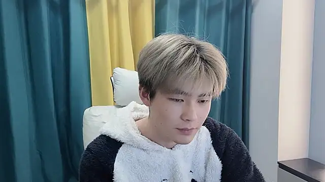 xiaoyang5200 online show from March 2026 03:04:01 PM