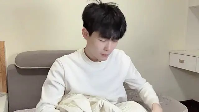 xiaoyang5200 online show from December 2025 03:38:02 PM