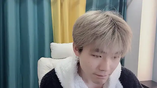 xiaoyang5200 online show from March 2026 03:12:01 PM