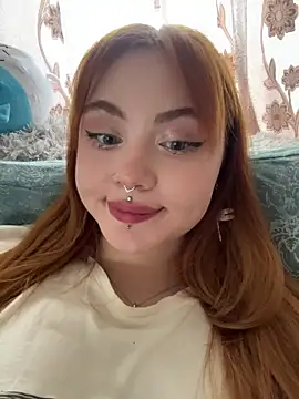 Snapshot of LunaMillie chatting on May 2026 11:24:02 AM LunaMillie online show from May 2026 11:24:02 AM