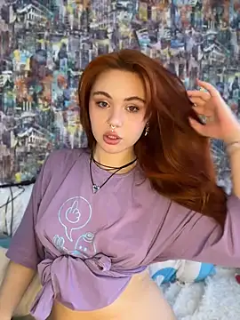 LunaMillie online show from April 2026 10:06:01 AM