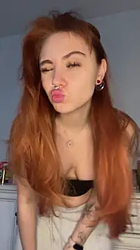 Snapshot of LunaMillie chatting on January 2026 03:26:01 PM LunaMillie online show from January 2026 03:26:01 PM