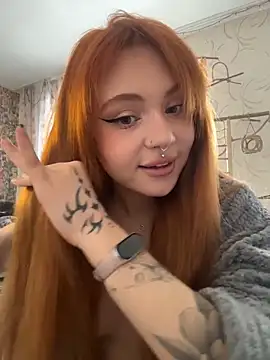 LunaMillie online show from March 2026 08:28:01 AM