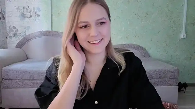 Snapshot of ShyMistery chatting on October 2025 08:48:02 AM ShyMistery online show from October 2025 08:48:02 AM