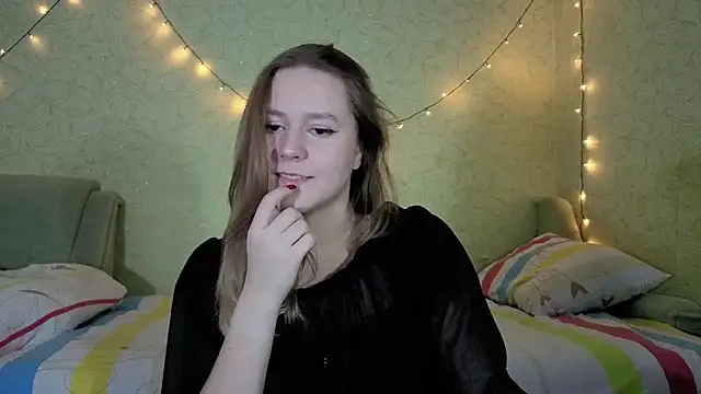 ShyMistery online show from November 2025 06:52:01 PM